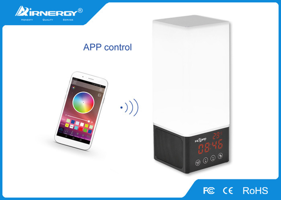 Contrôle léger élevé intelligent à la maison d'appli de haut-parleur de Bluetooth avec la radio de FM, puissance 9.6W