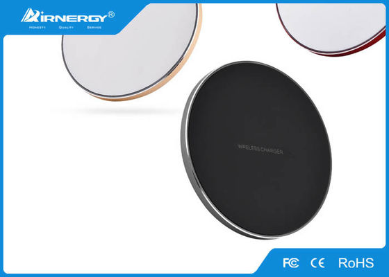 Autour de et de la place 5V 9V le chargeur rapide sans fil/protection de remplissage sans fil de Qi noircissent